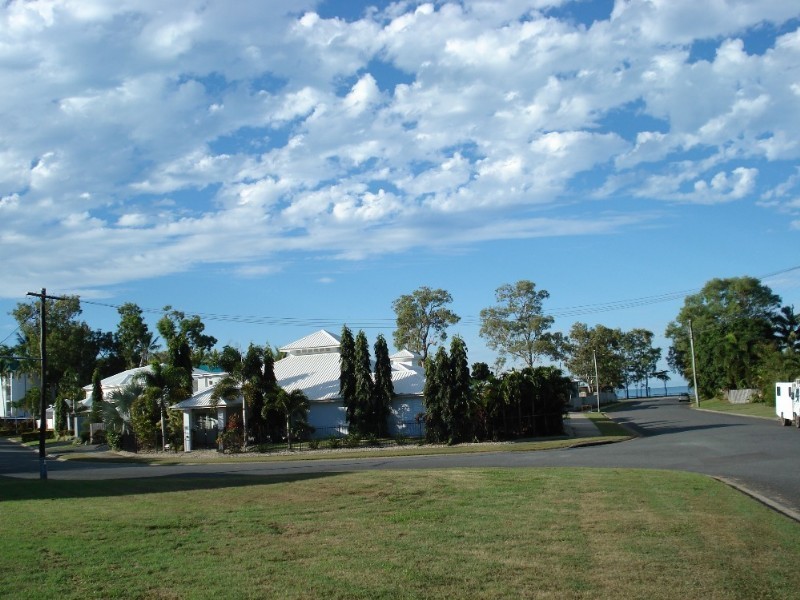 Clifton Beach QLD 4879