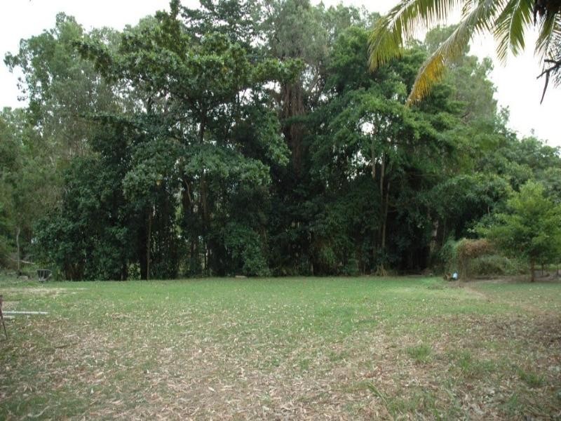 Clifton Beach QLD 4879