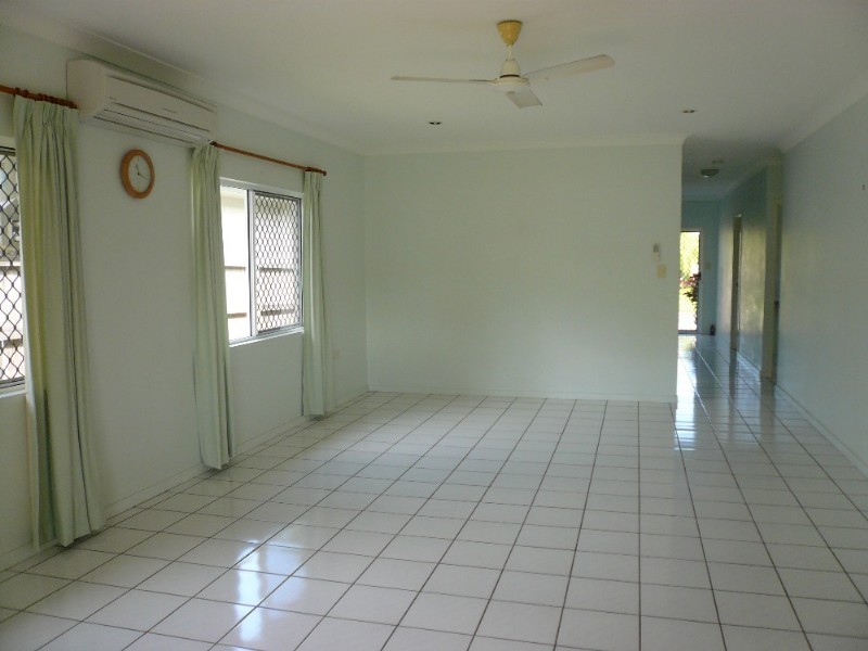 Kewarra Beach QLD 4879