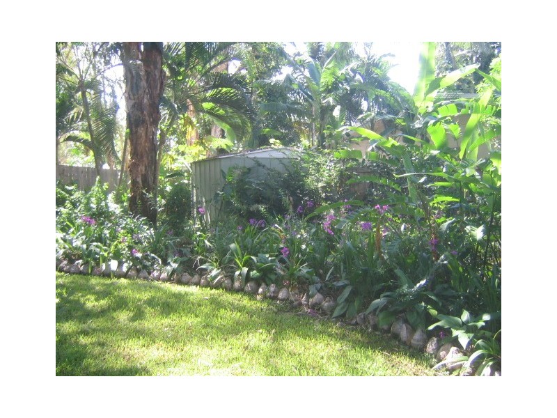 Clifton Beach QLD 4879