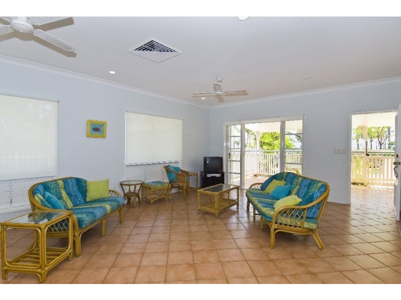 Clifton Beach QLD 4879