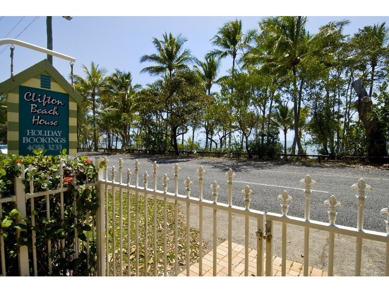 Clifton Beach QLD 4879