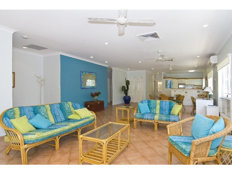 Clifton Beach QLD 4879