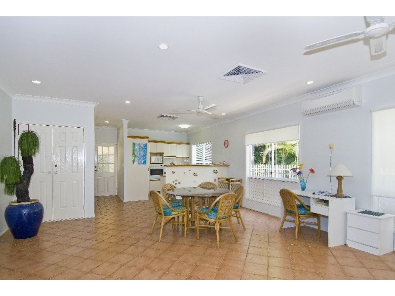 Clifton Beach QLD 4879