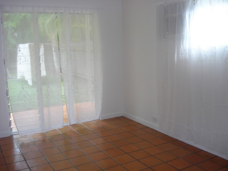 Clifton Beach QLD 4879