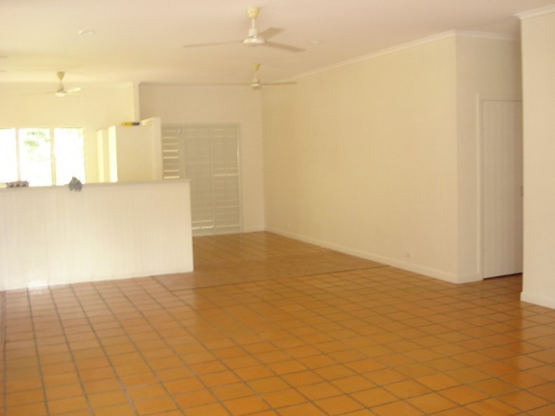 Clifton Beach QLD 4879