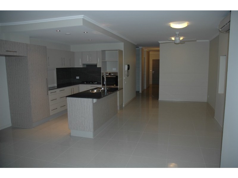 Kewarra Beach QLD 4879