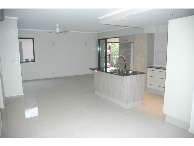 Kewarra Beach QLD 4879