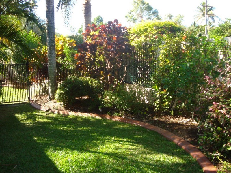 Clifton Beach QLD 4879