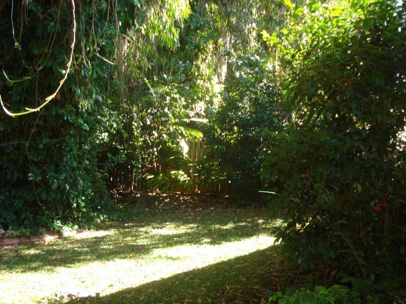 Clifton Beach QLD 4879