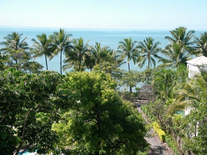 45 Vasey Esplanade, Trinity Beach QLD 4879