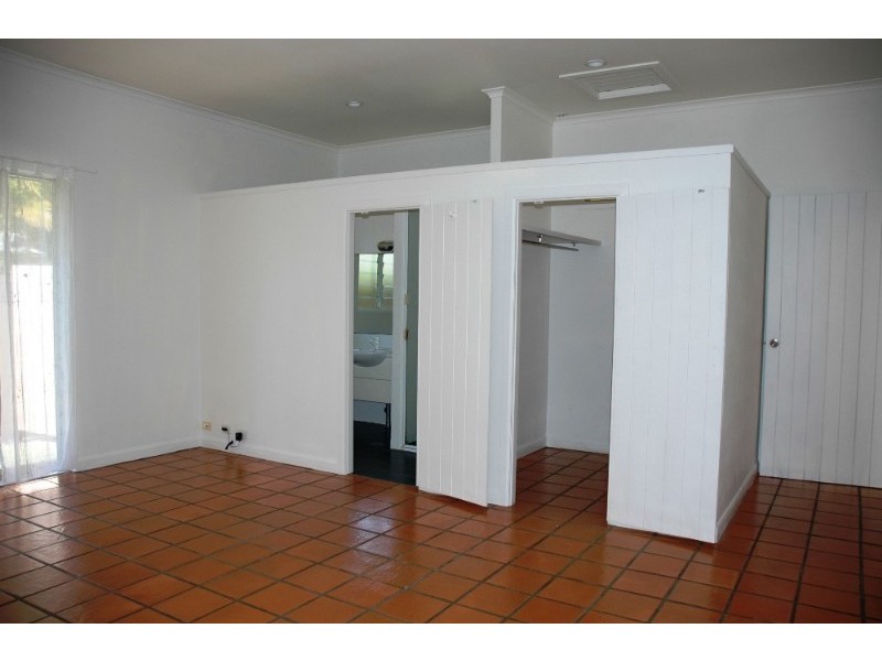 Clifton Beach QLD 4879