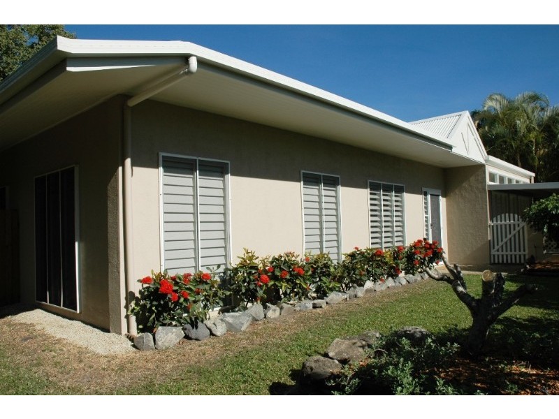 Clifton Beach QLD 4879