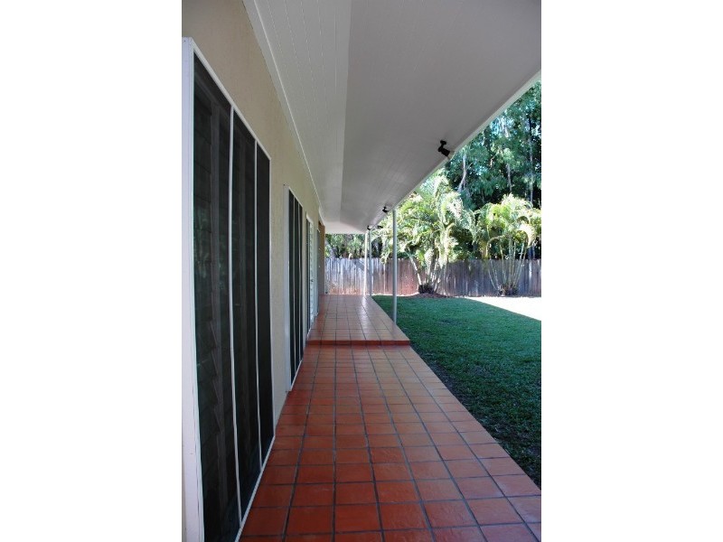 Clifton Beach QLD 4879