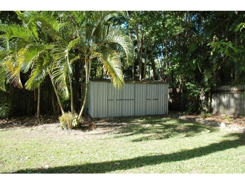 Clifton Beach QLD 4879