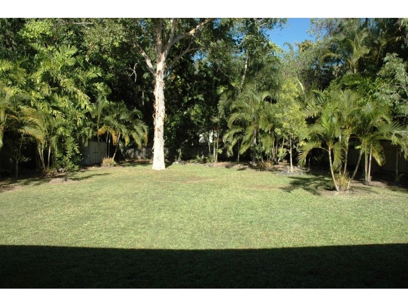 Clifton Beach QLD 4879