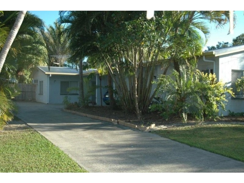 Kewarra Beach QLD 4879