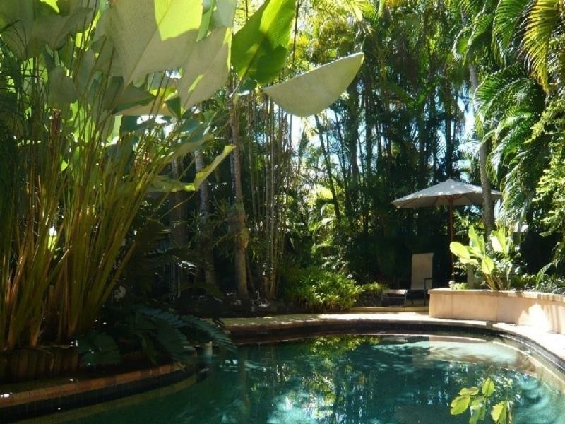 Clifton Beach QLD 4879