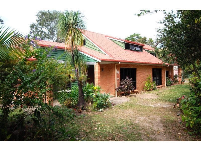 Clifton Beach QLD 4879