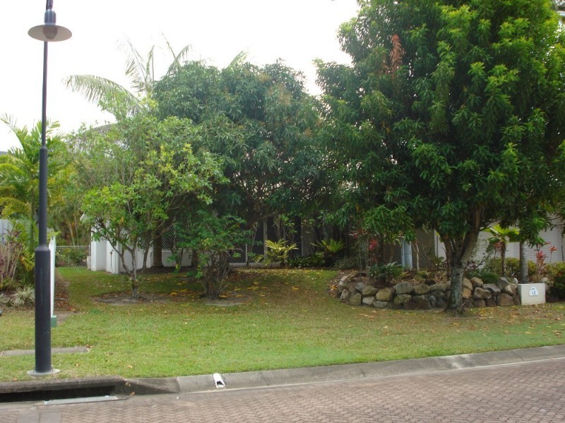 Kewarra Beach QLD 4879