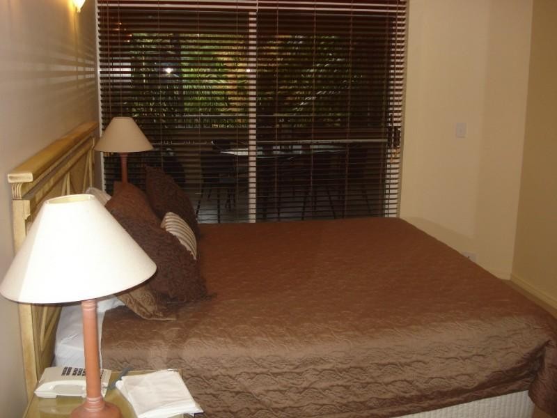 Palm Cove QLD 4879