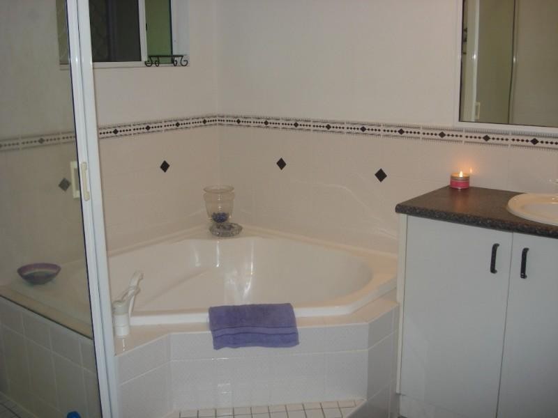 Kewarra Beach QLD 4879