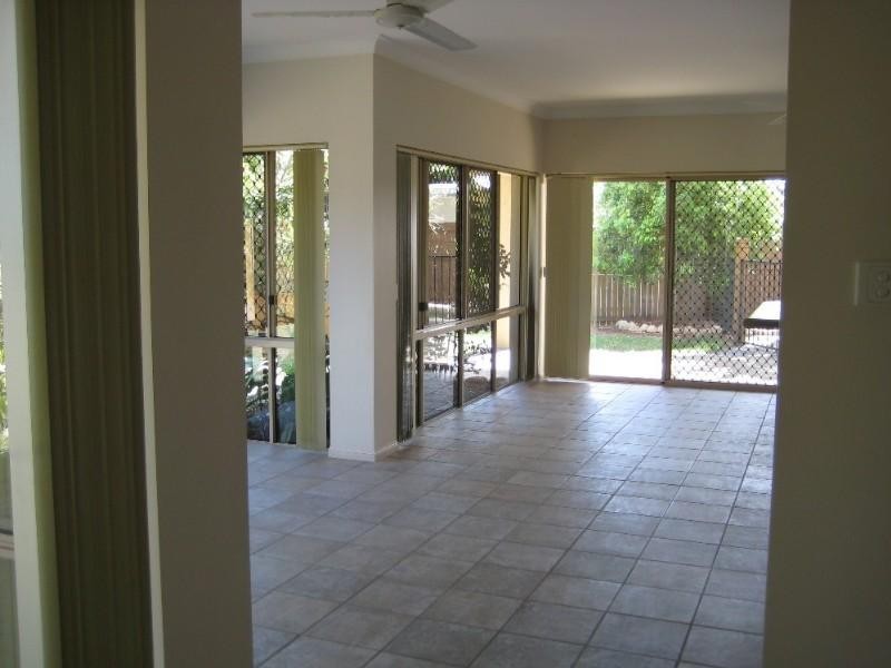 Clifton Beach QLD 4879