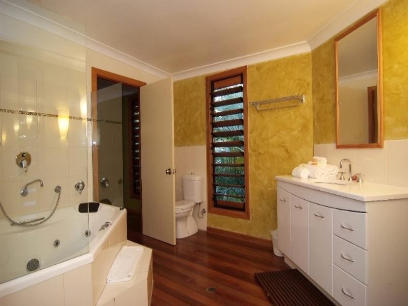 Palm Cove QLD 4879