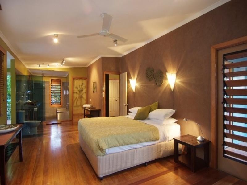 Palm Cove QLD 4879
