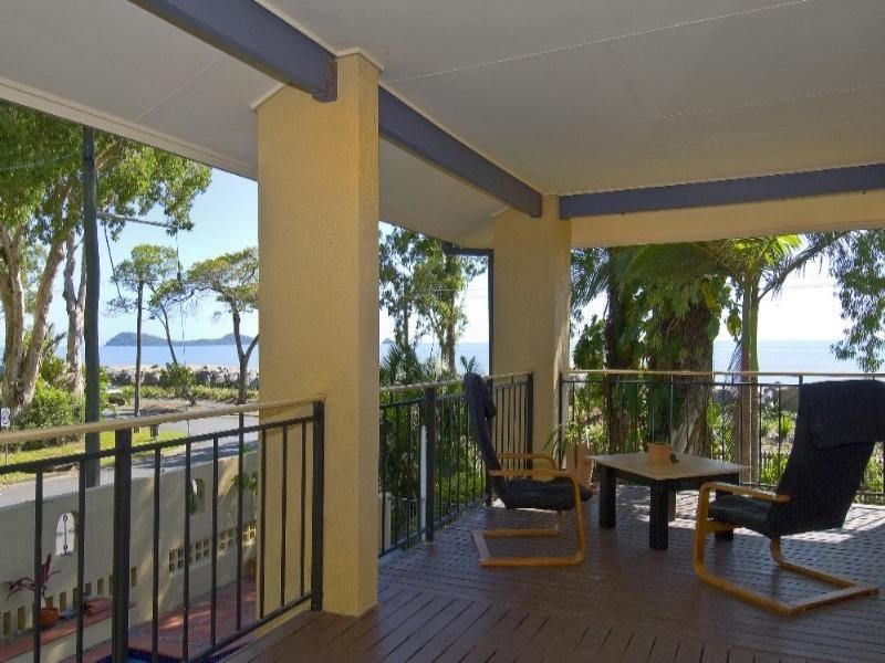 Clifton Beach QLD 4879