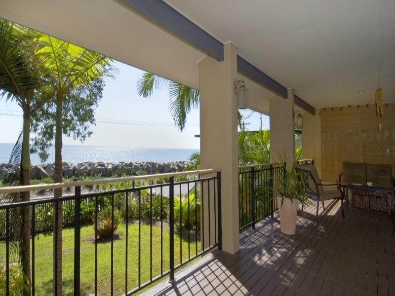 Clifton Beach QLD 4879