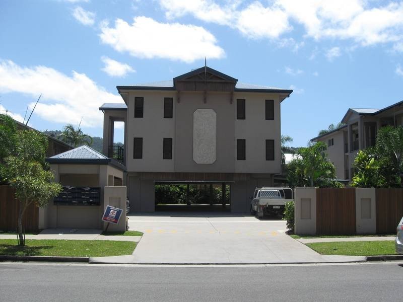 Manoora QLD 4870