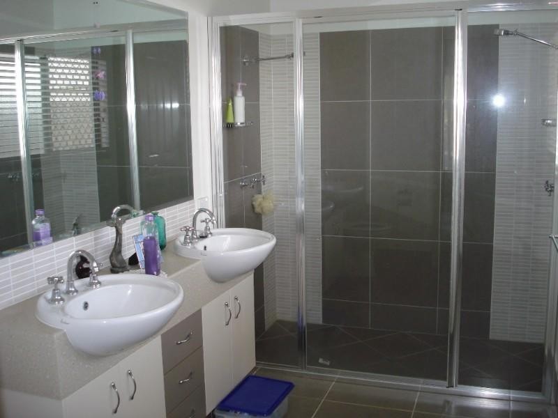 Kewarra Beach QLD 4879