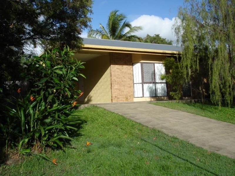 Clifton Beach QLD 4879