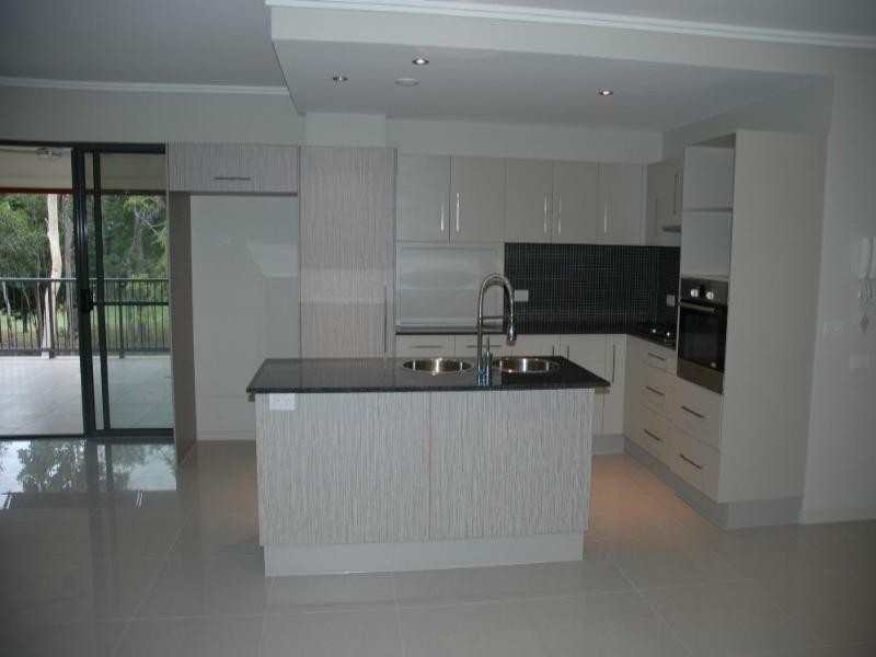 Kewarra Beach QLD 4879