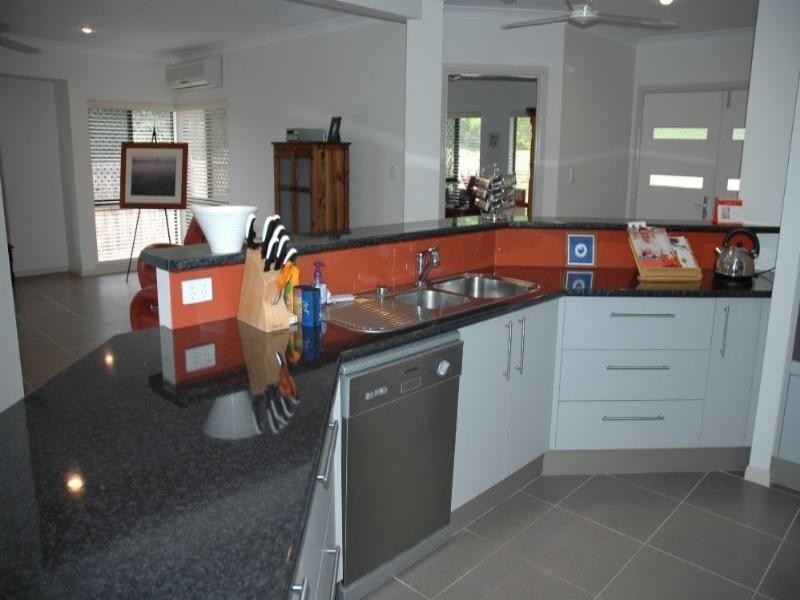 Kewarra Beach QLD 4879