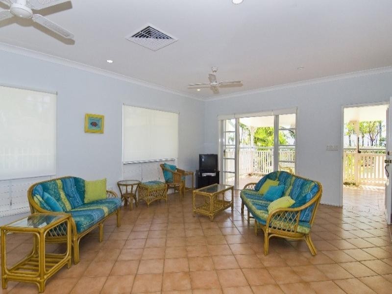 Clifton Beach QLD 4879