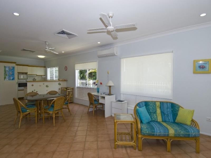 Clifton Beach QLD 4879