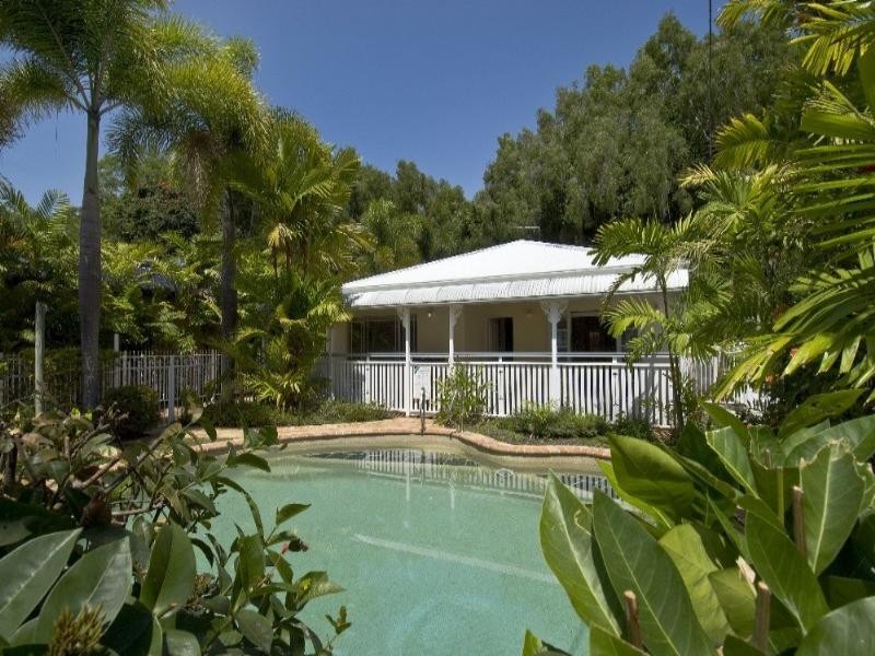 Clifton Beach QLD 4879