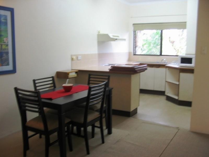 Holloways Beach QLD 4878