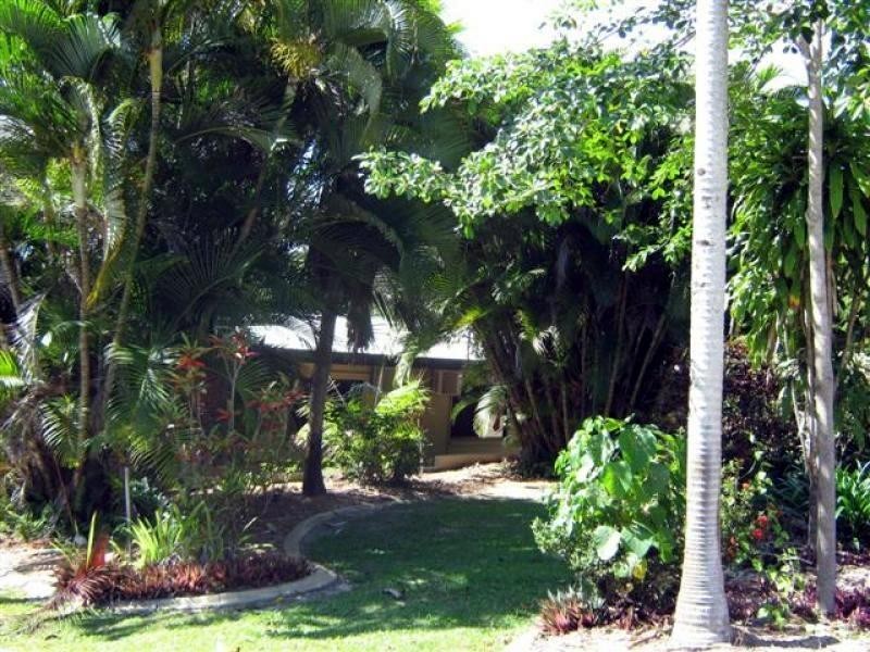 Clifton Beach QLD 4879