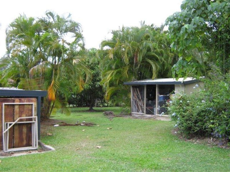 Clifton Beach QLD 4879