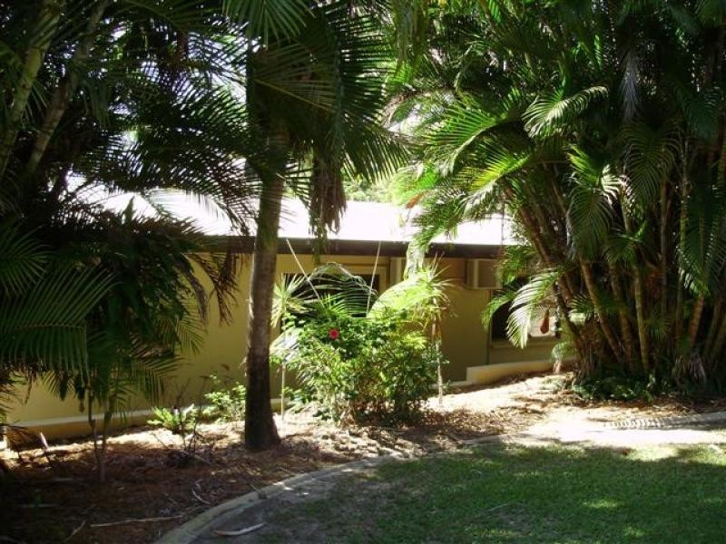 Clifton Beach QLD 4879