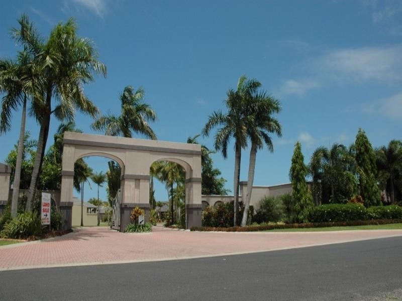 Trinity Beach QLD 4879