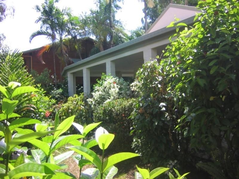 Clifton Beach QLD 4879