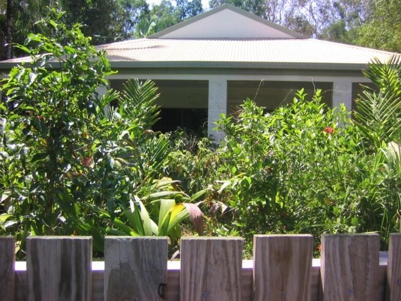 Clifton Beach QLD 4879