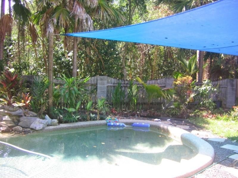 Clifton Beach QLD 4879