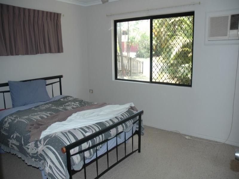 Brinsmead QLD 4870