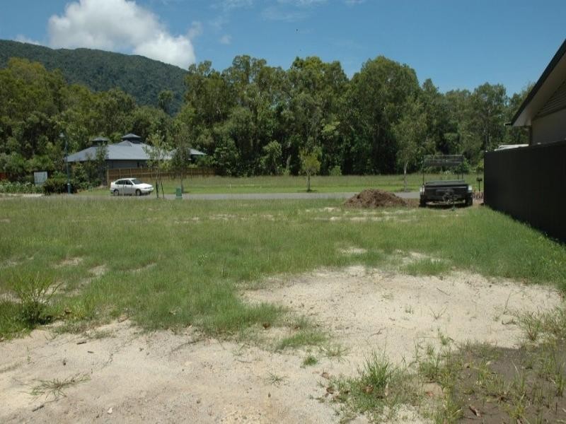 13 Sennfeld Close, Palm Cove QLD 4879