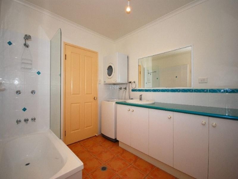 Palm Cove QLD 4879